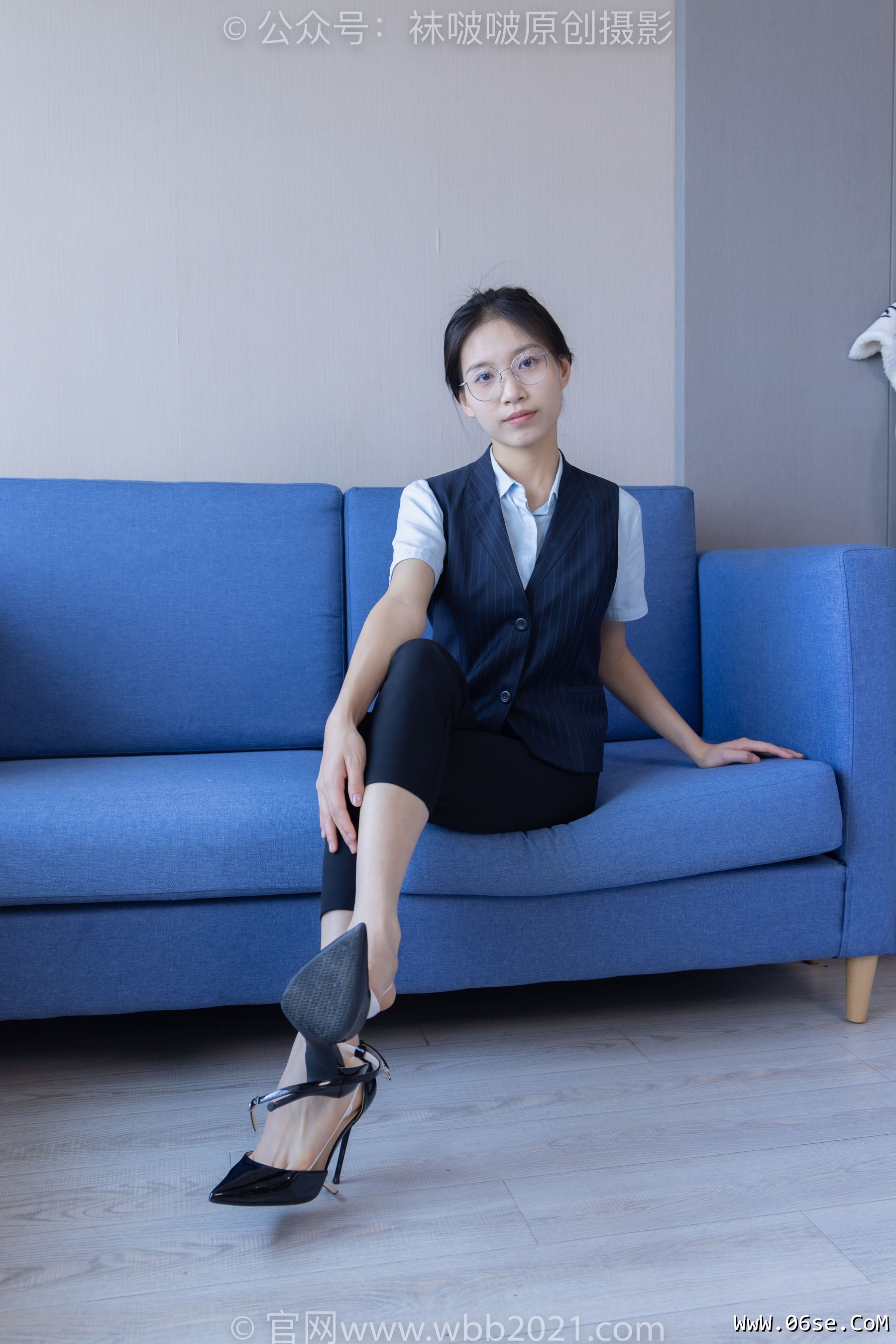 图片[87]-BoBoSocks袜啵啵 No.413 芝士 -高跟鞋、白色吊带船袜、银行制服[145P]-六色网