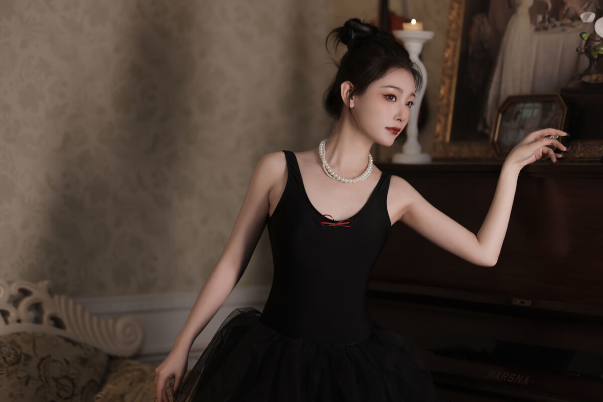 图片[25]-YiTuYu艺图语 Vol.6414 Xiao Xuan Zai Bu Zai[26P]-六色网