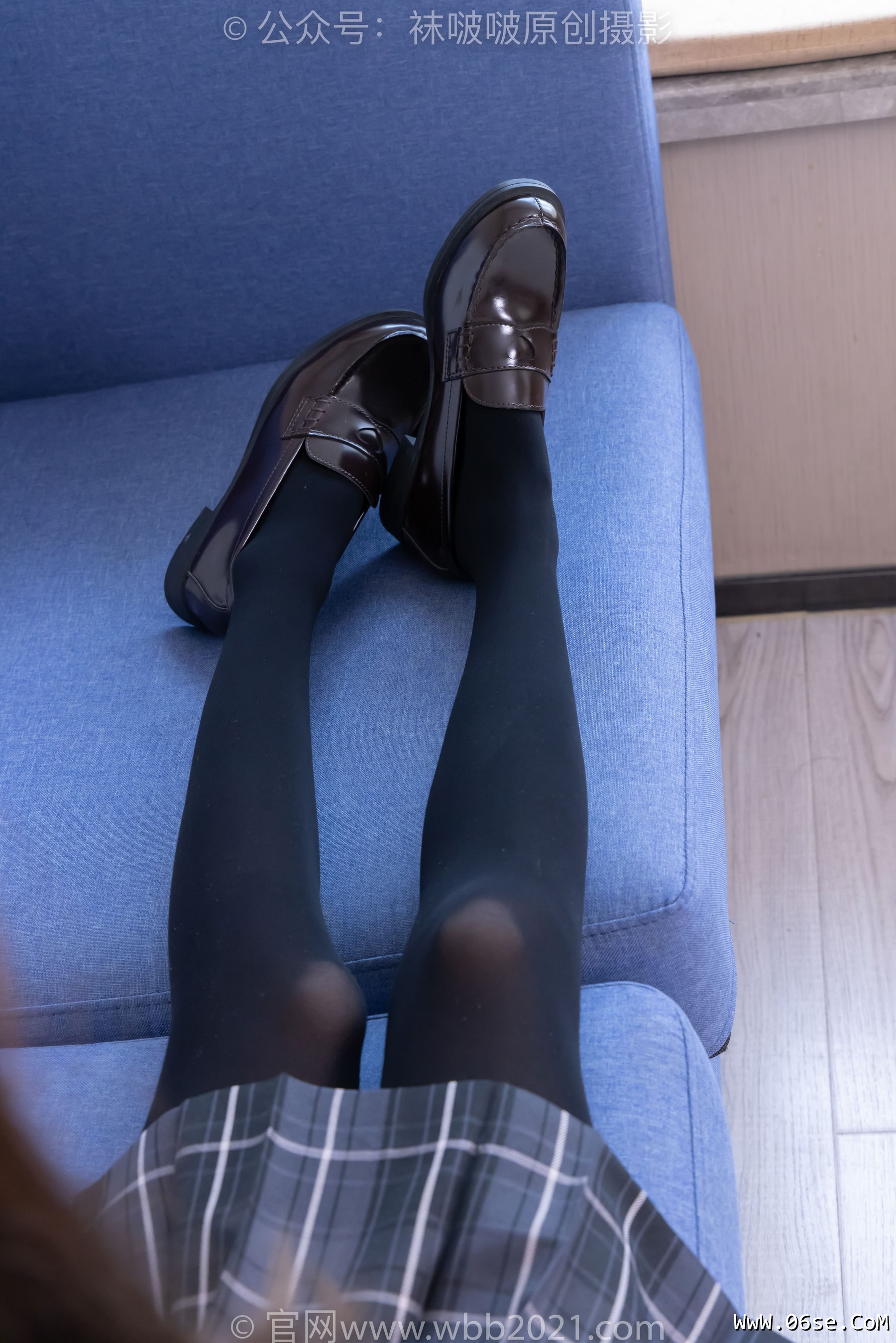 图片[111]-BoBoSocks袜啵啵 No.432 稚予 -皮鞋、厚黑丝、jk制服[184P]-六色网