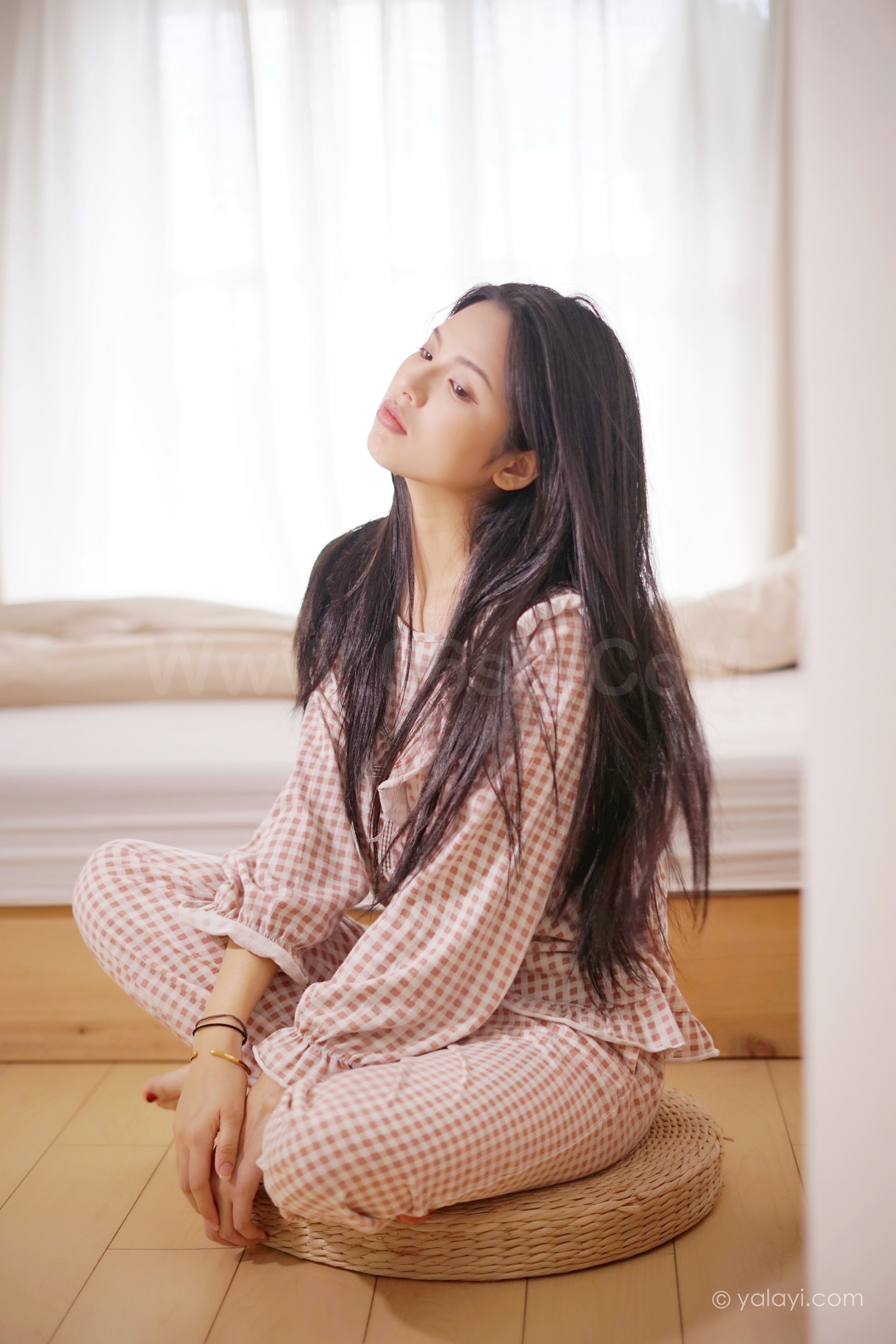 图片[24]-雅拉伊 – 溪若《在家千日好》[42P]-六色网