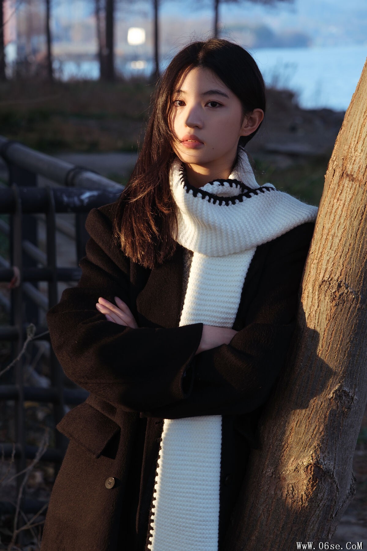 图片[18]-YiTuYu艺图语 Vol.6920 Lee Gou Zi[23P]-六色网