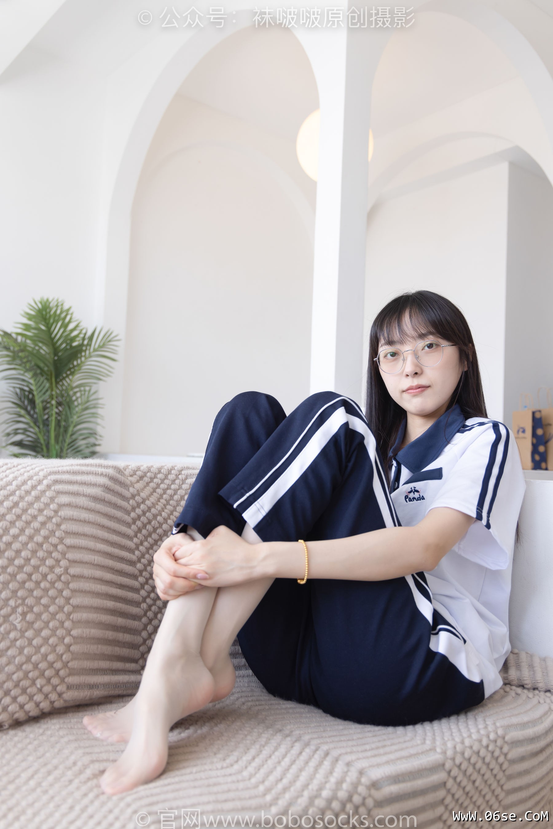 图片[139]-BoBoSocks袜啵啵 No.207 稚予 -aj板鞋、白棉袜、油亮白丝、校服裤里丝[140P]-六色网