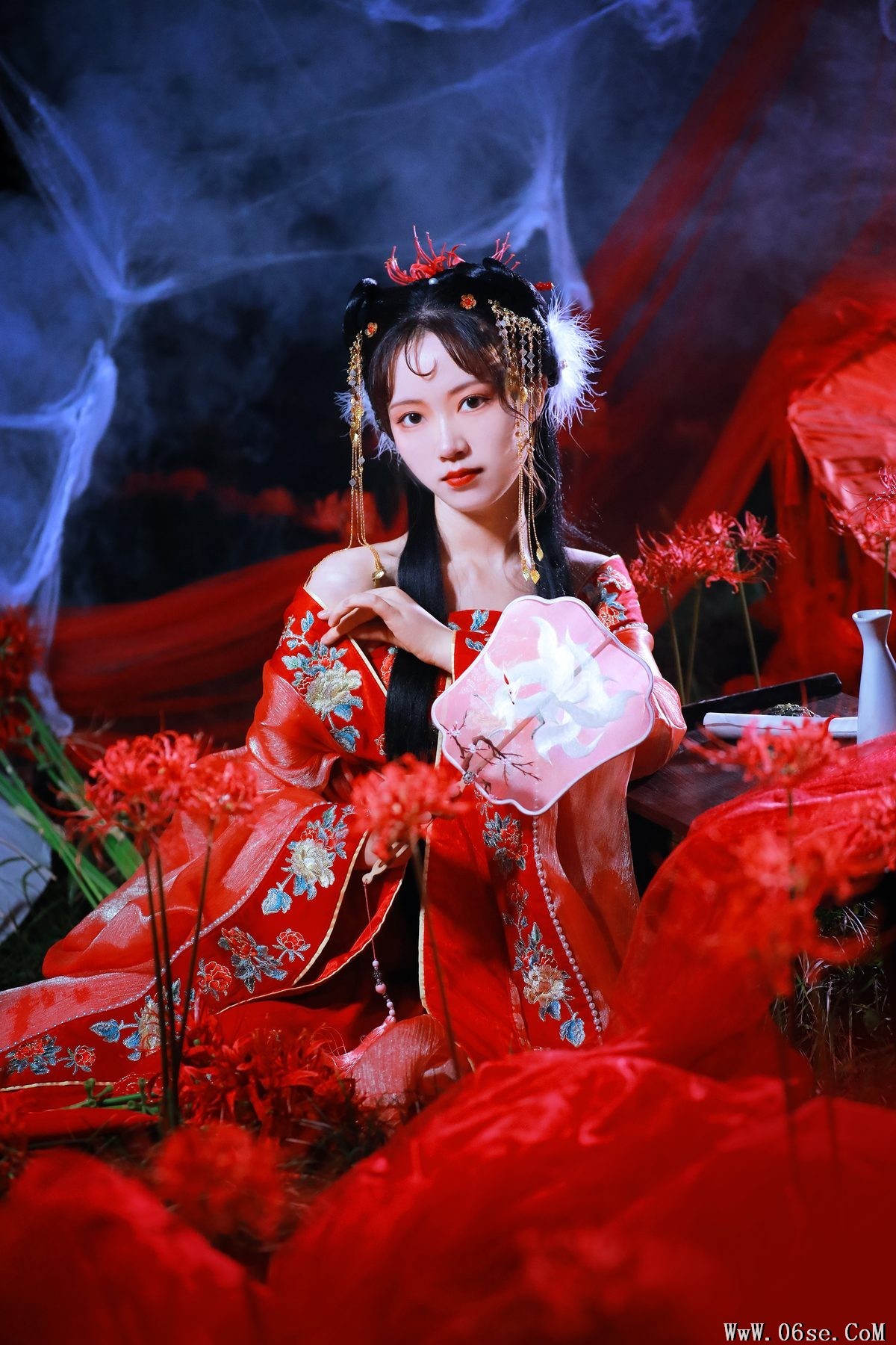 图片[24]-YiTuYu艺图语 Vol.5318 Tian Tian[28P]-六色网