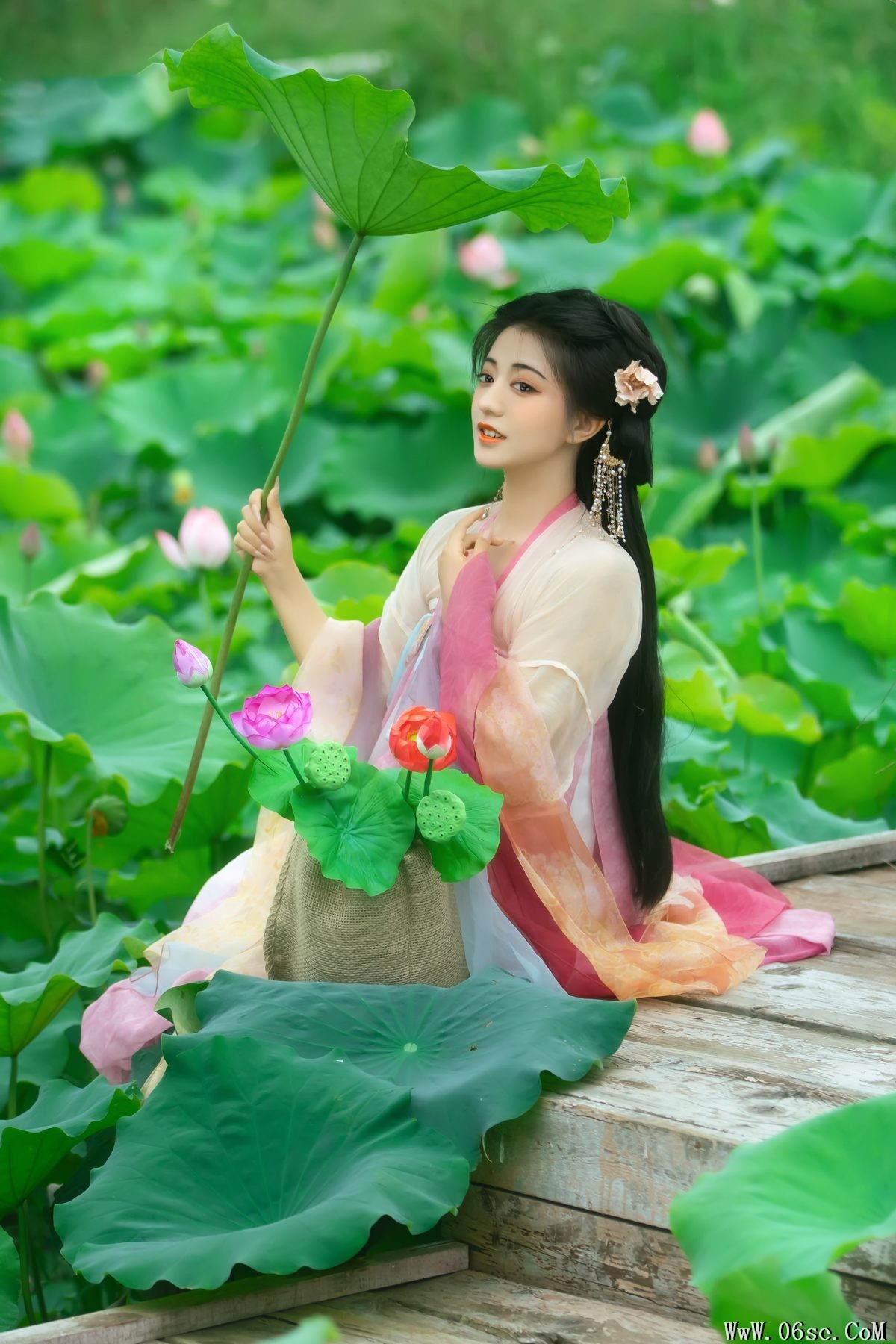 图片[14]-YiTuYu艺图语 Vol.5102 Wan Wan[53P]-六色网