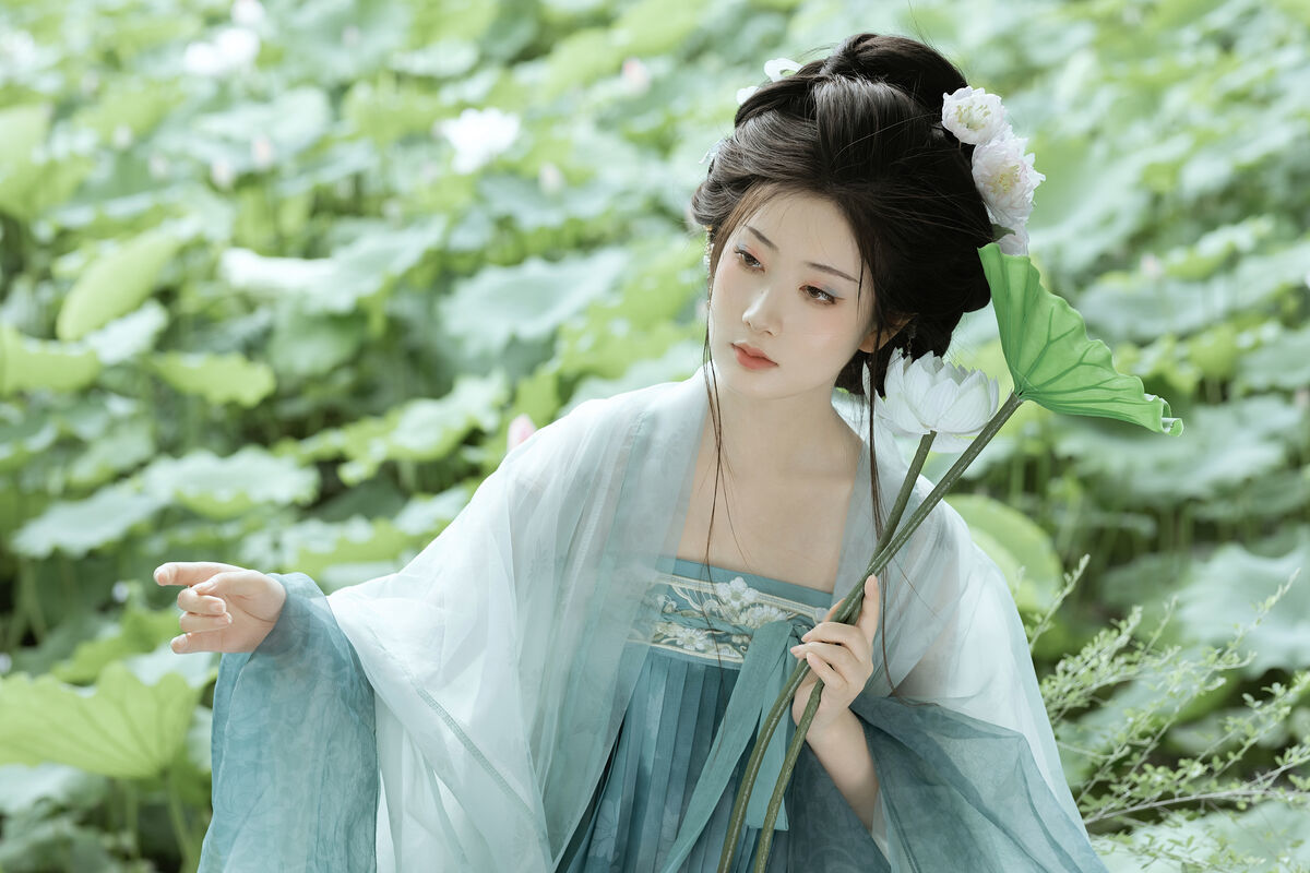 图片[24]-YiTuYu艺图语 Vol.7336 Ling Ling Er[32P]-六色网