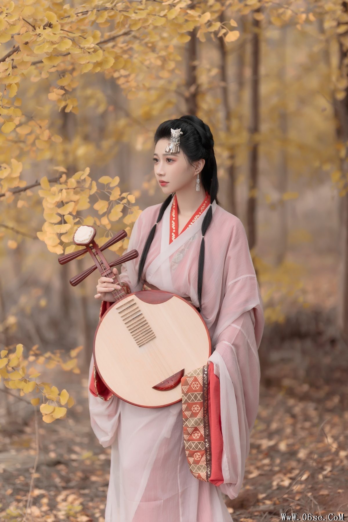 图片[4]-YiTuYu艺图语 Vol.5988 Qi Luo Sheng De Xiao Su Su[28P]-六色网