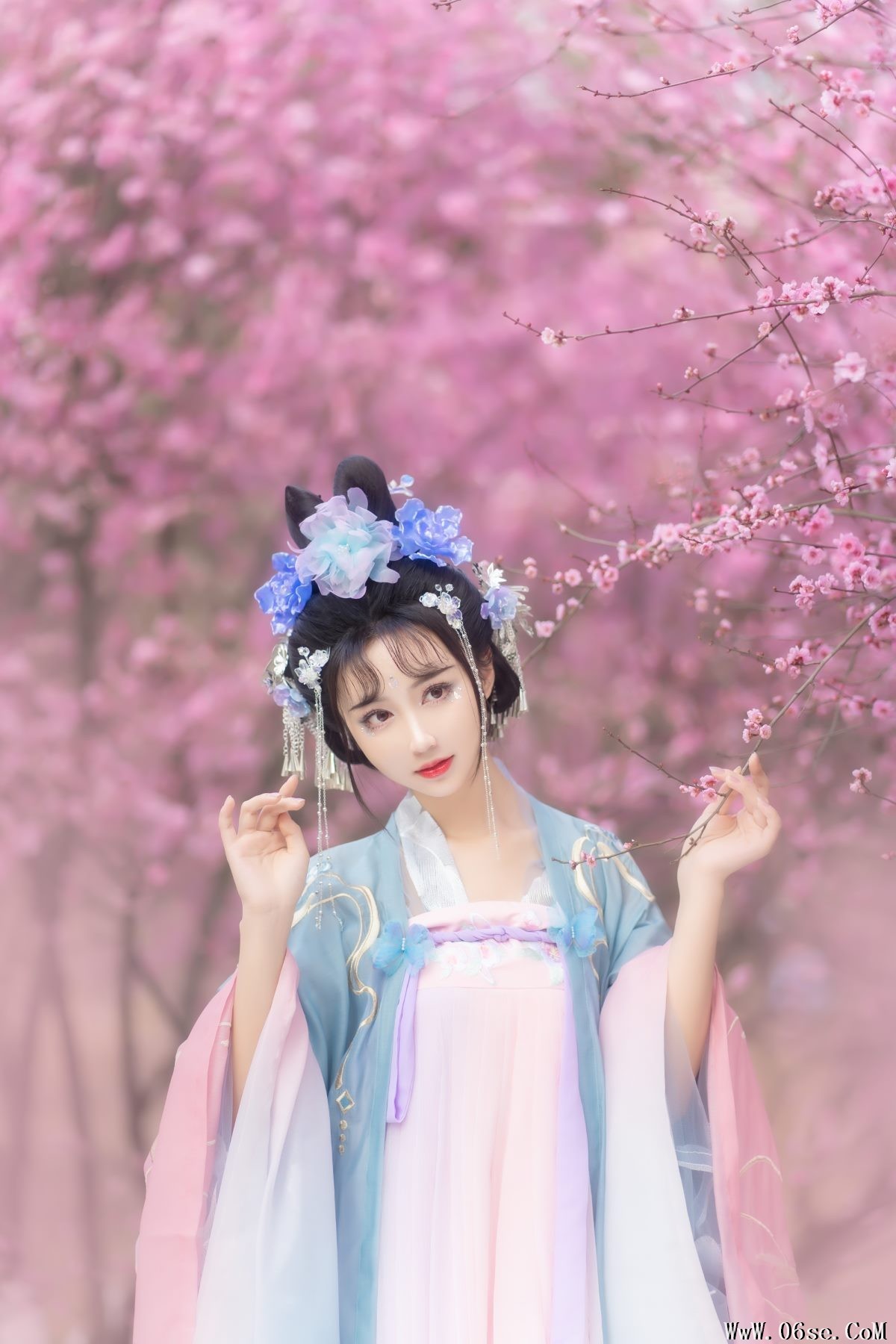 图片[19]-YiTuYu艺图语 Vol.3086 Qi Luo Sheng De Xiao Su Su[36P]-六色网