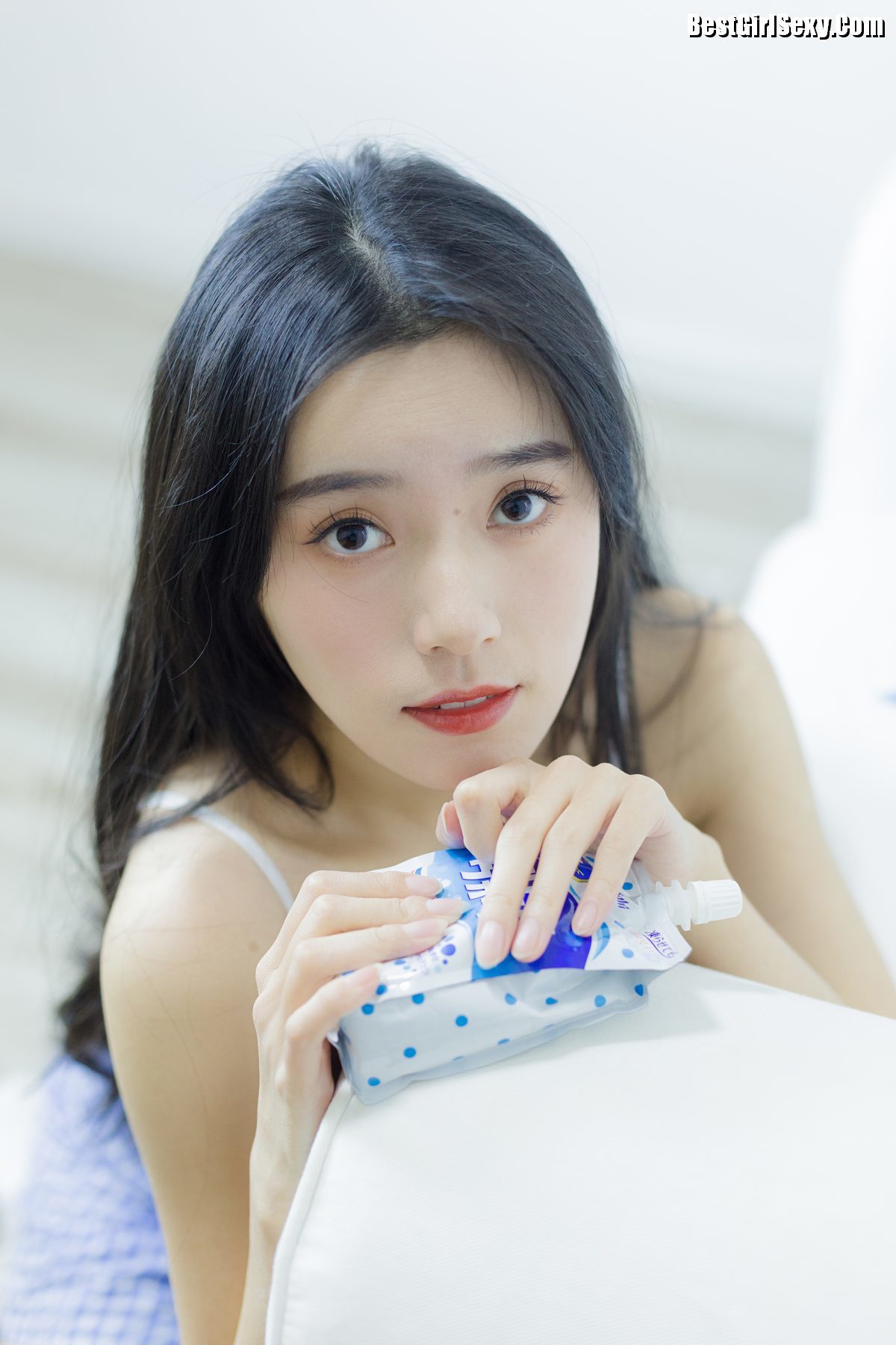 图片[33]-YiTuYu艺图语 Vol.4102 Jing Jing Jing[33P]-六色网