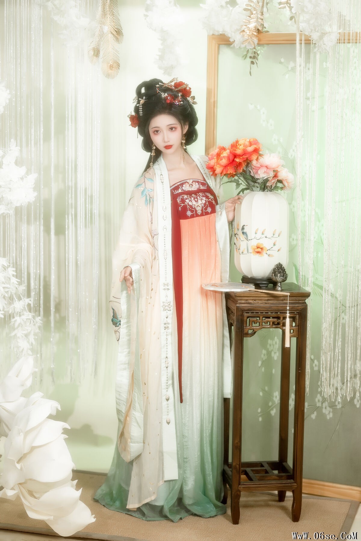 图片[4]-YiTuYu艺图语 Vol.7124 Qi Luo Sheng De Xiao Su Su[25P]-六色网