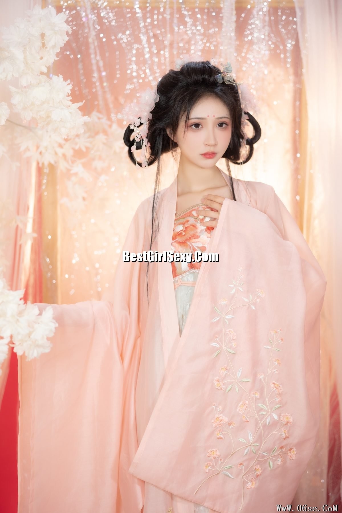 图片[4]-YiTuYu艺图语 Vol.3705 Qi Luo Sheng De Xiao Su Su[25P]-六色网