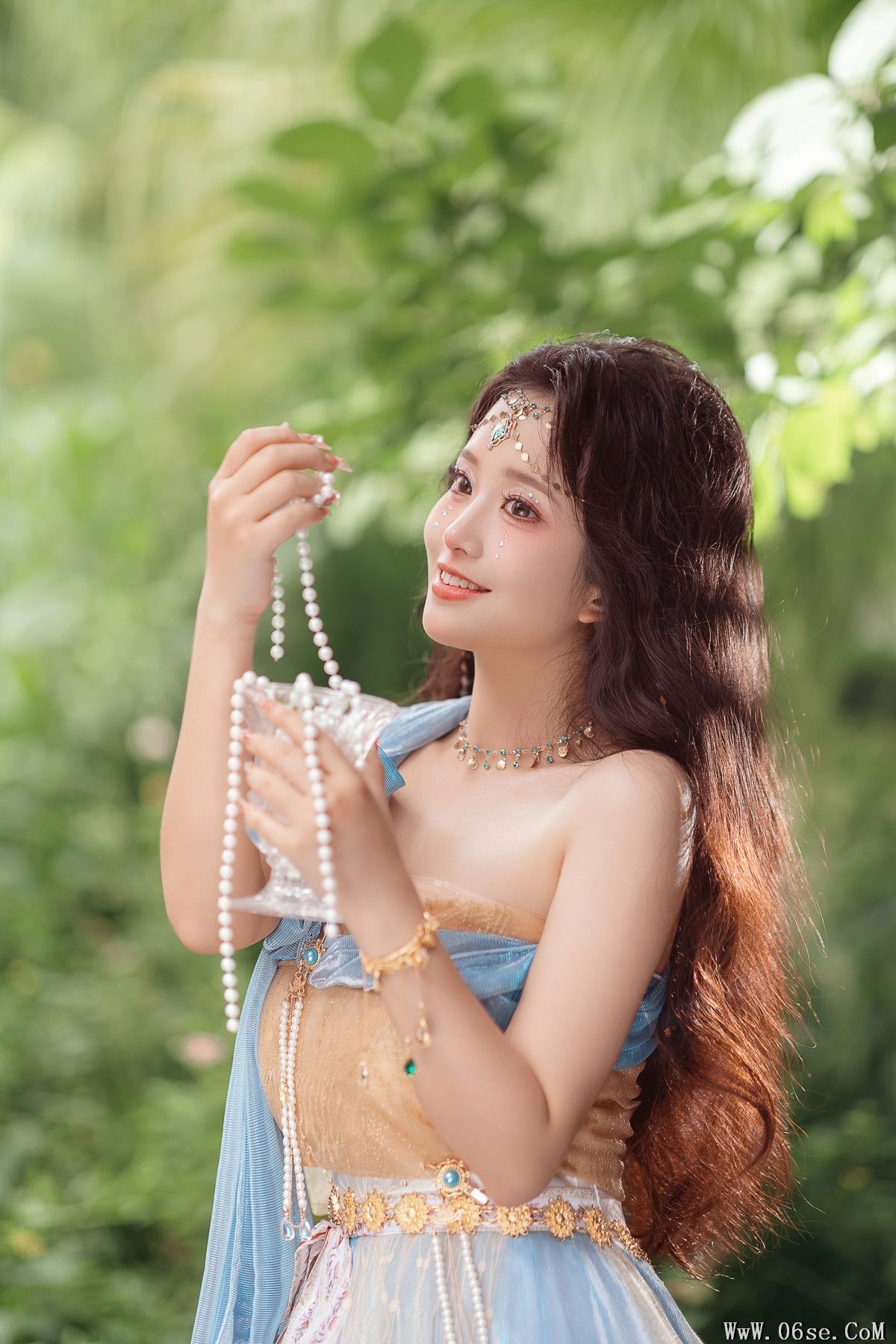 图片[4]-YiTuYu艺图语 Vol.6117 Wan Wan[28P]-六色网