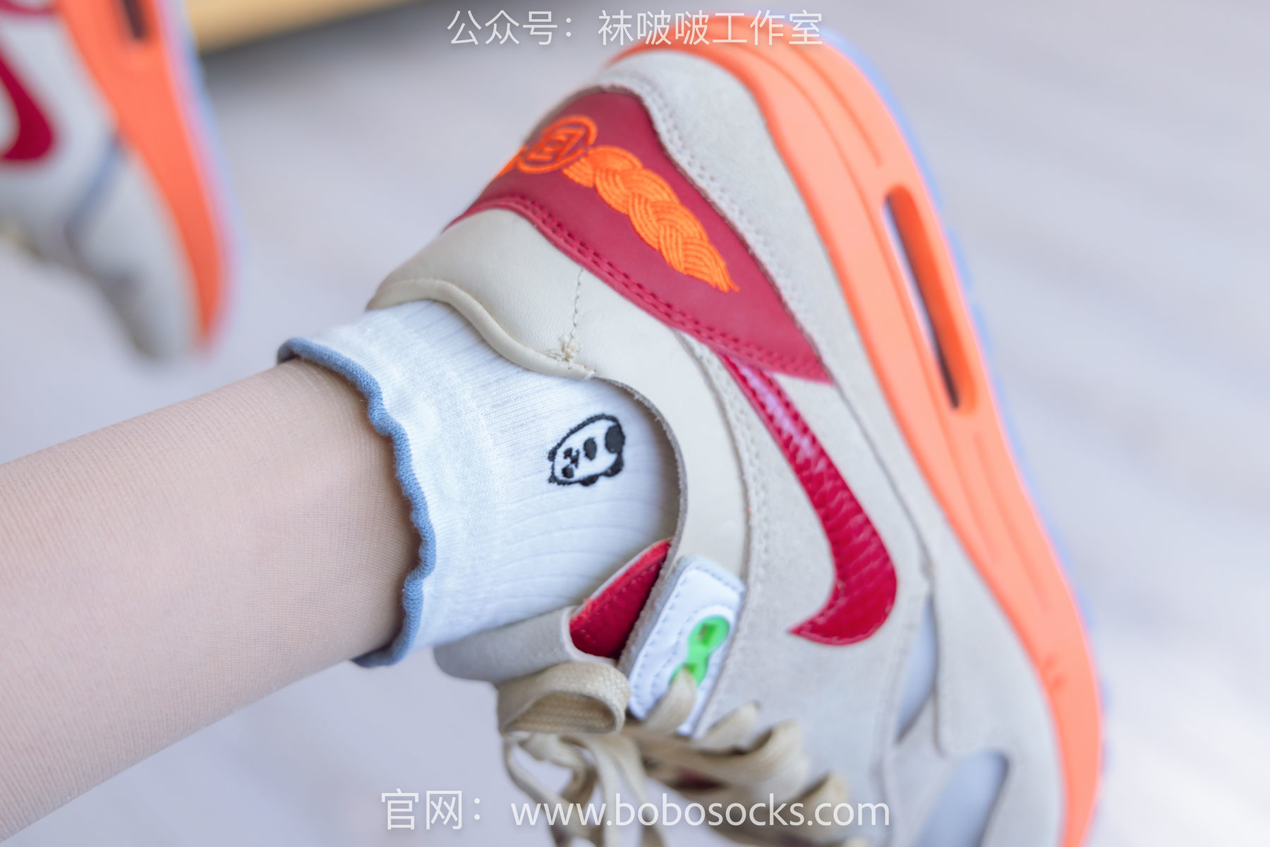 图片[56]-BoBoSocks袜啵啵 No.118 稚予-运动鞋、白棉袜、肉丝、踩小熊玩偶[140P]-六色网