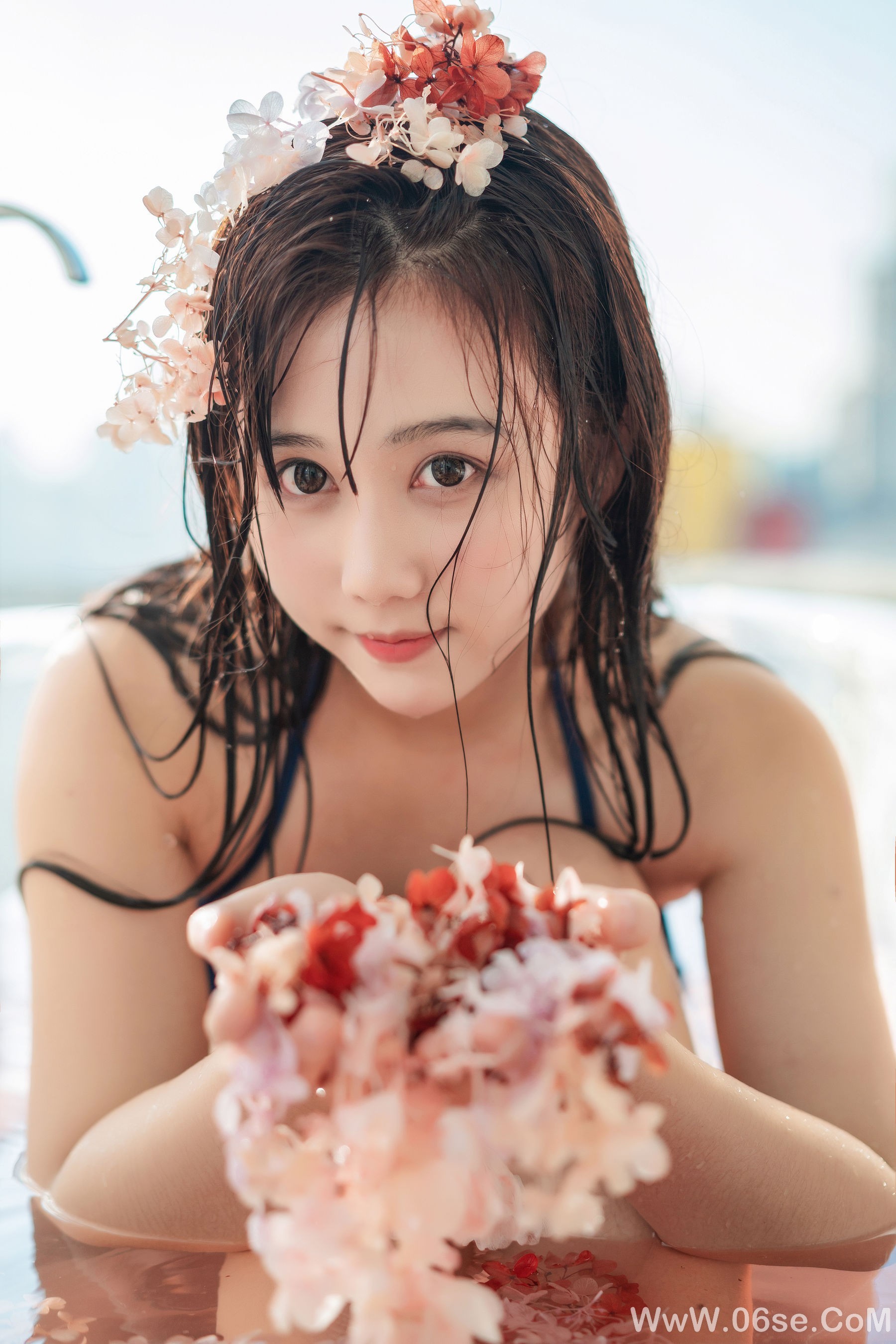 图片[39]-微博福利姬镜酱 私奔之泳衣[61P]-六色网