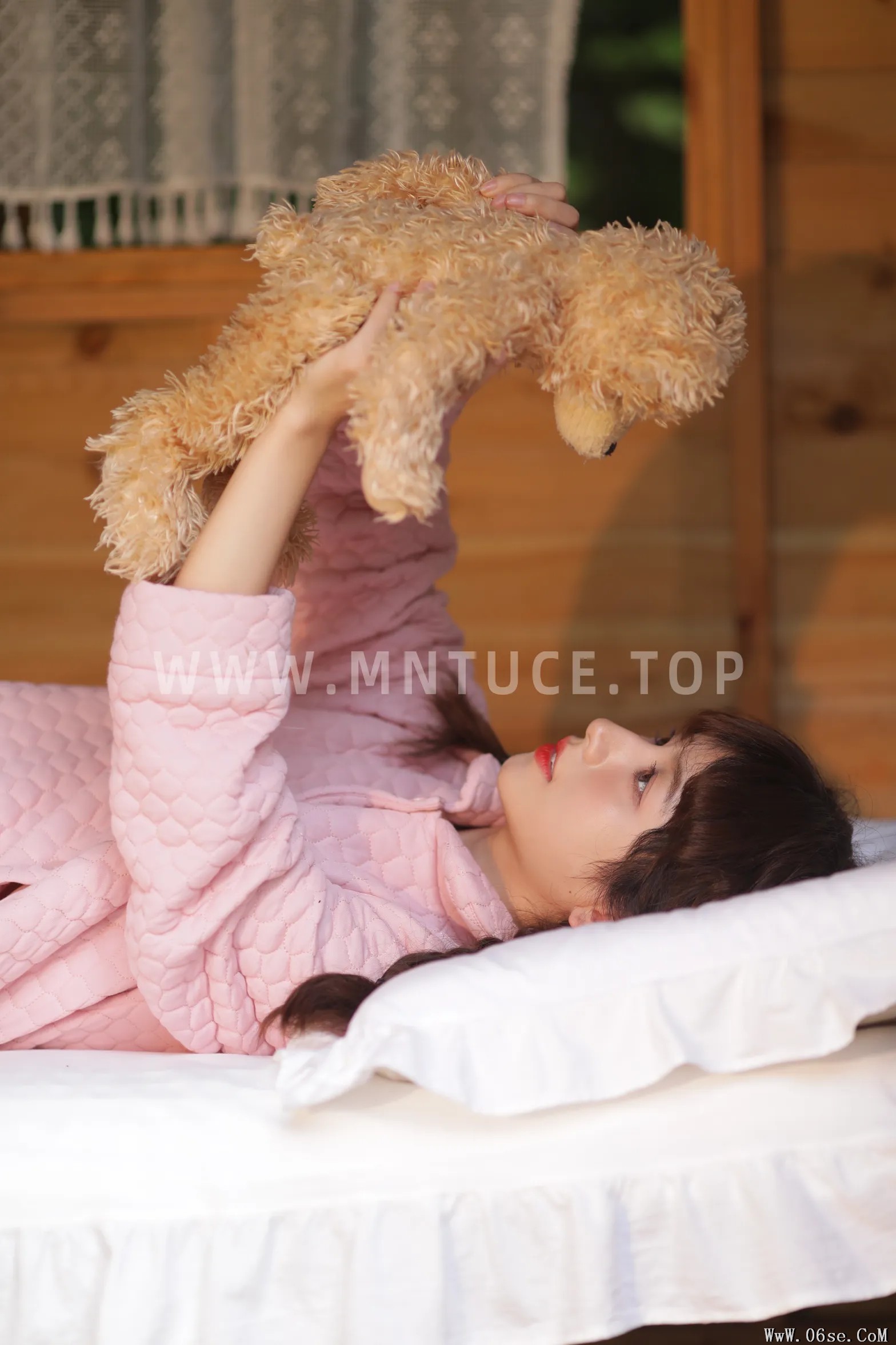图片[17]-[艺图语]2022.12.01 Vol.2571 – 粉色小熊 [37P]-六色网