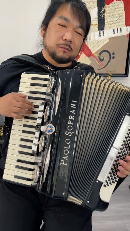  - 古城四月-马泰手风琴《恋恋风尘》