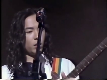  - 黄家驹原作精选集 beyond--狂人山庄