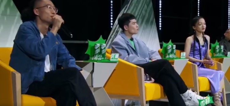 - 草莓星球来的人