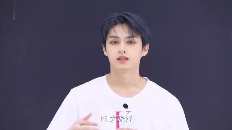 - 【 SEVENTEEN】 210402文俊辉JUN 昕薇4月刊 采访