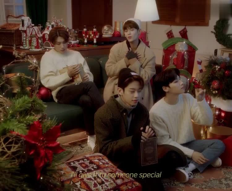 ab6ix  johnny orlando - last christmas> cover