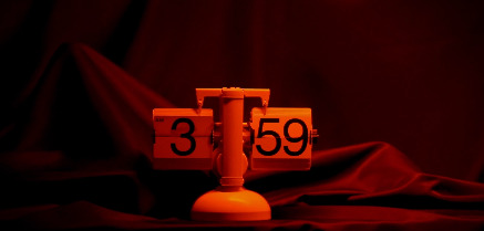  - 《4AM》Feeling储艺洁 OFFICIAL MV